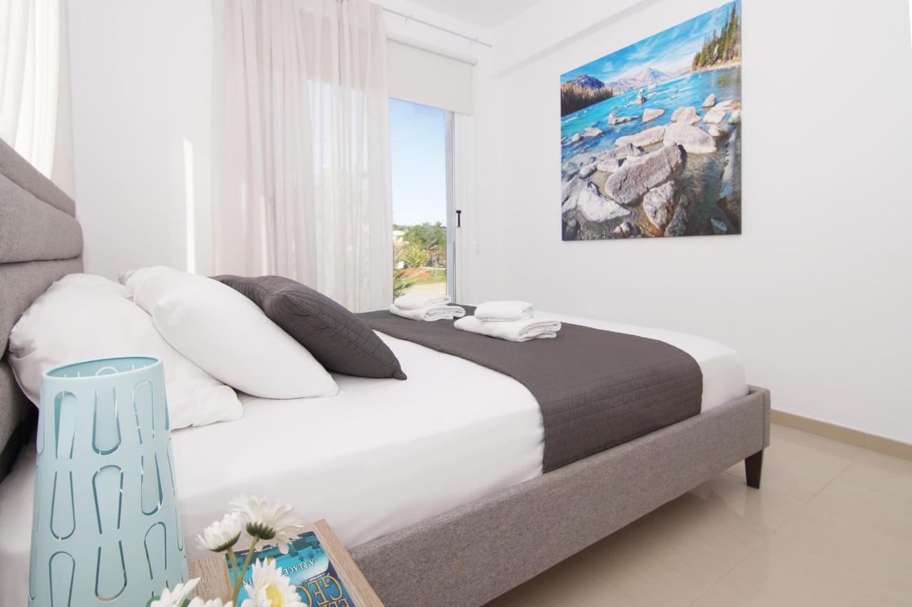 Villa Eden Ayia Napa Bagian luar foto