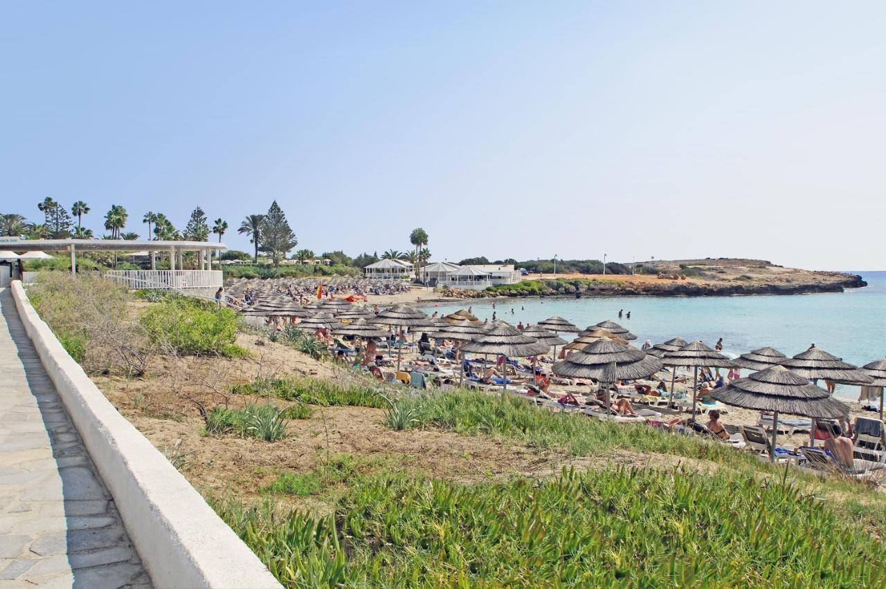 Villa Eden Ayia Napa Bagian luar foto